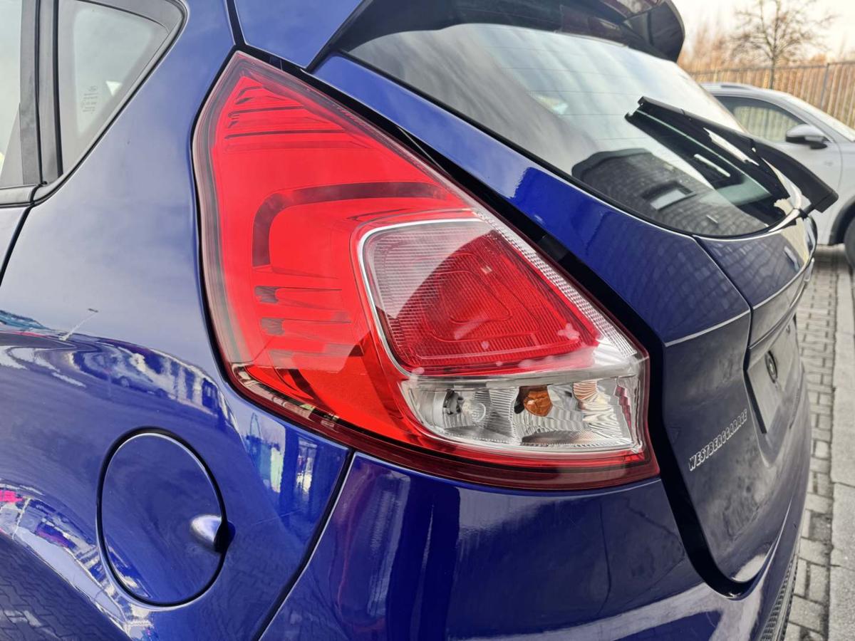 Ford Fiesta JA8 original R&uuml;cklicht R&uuml;ckleuchte Schlussleuchte links LED Bj.2016
